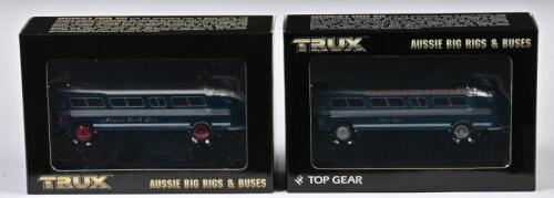 COMMERCIAL BUS: Two 1:76 scale Trux COMMERCIAL Bus Ansair Flxible Clipper 1954, TX15E/TX15B, in fitted box