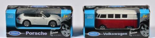 PORSCHE/VOLKSWAGEN: Two 1:60 scale Welly Series Collection Porsche and Volkswagen, in fitted box