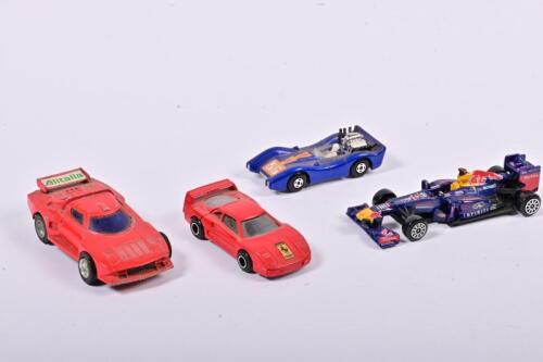 RACE CARS: Four 1:43 approx scale Race Cars as Blue Shark, #86 by Matchbox/ Ferrari F40 by Majorette/pull back car Lancia/F1 infiniti Red Bull RB9 by Bburago, slight damaged, no box