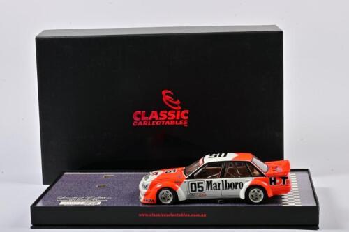 BROCK/PERKINS: A limited edition set 1:18 scale Classic Carlectables display unit for 1984 Holden VK Commodore 1-2 finish, incorporates COA numbered 2403/3250, missing car #25, in fitted box