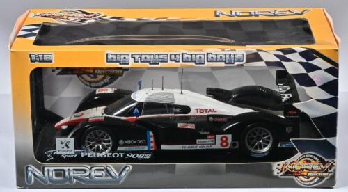 PEUGEOT: A 1:18 scale NOREV Peugeot 908 Le Mans 2007 (07LESP903)