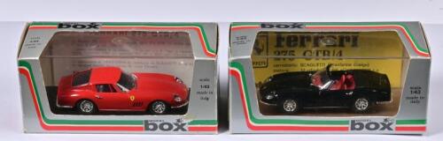 FERRARI: Two 1:43 scale MODEL box Ferrari 275 GTB/4's. FERRARI 275 GTB 4 "RUOTE A RAGGI" in red (8416) & FERRARI 275 GTB SPYDER RUOTE A RAGGI (8428) in black