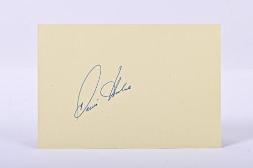 HULME: An original Denis Hulme signature on thick stock card