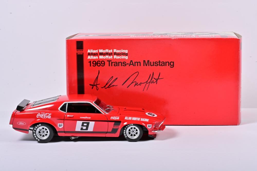 MOFFAT: A 1:18 scale Welly 1969 Trans-Am Mustang as raced by Allan Moffat. Allan  Moffat signature - Price Estimate: $ - $
