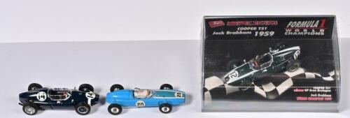 COOPER: Three 1:43 scale Cooper models. Brumm COOPER T51 Jack Brabham 1959, winner GP Gran Bretagna (S051), Limited Edition 1221/5000. Dinky Toys COOPER RACING CAR (240)