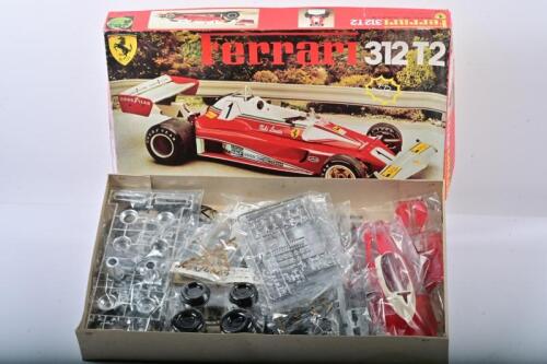 FERRARI: A PROTAR Ferrari 312T2 (Modello 159) kit in 1:12 scale. As raced by Niki Lauda and Clay Regazzoni in the 1976 Formula 1 season