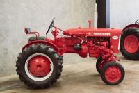 1962 FARMALL 140 TRACTOR - 2