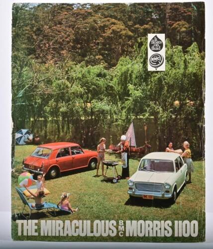 MORRIS: An original 1970'S MORRIS 1100 sales brochure. As produced by British Motor Corporation (Australia) Pty.Limited