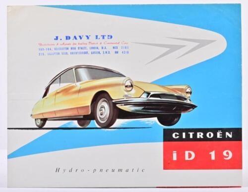 CITROEN: A 1957 Citroen iD 19 colour sales brochure - 'Hydro-pneumatic CITROEN iD 19'. Made in France with English text
