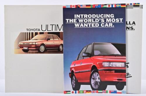 TOYOTA: Two 1980's sales brochures. AMI TOYOTA LIMITED 1987 'TOYOTA ULTIMA' brochure & 1989 Toyota Motor Sales Australia Toyota Corolla brochure