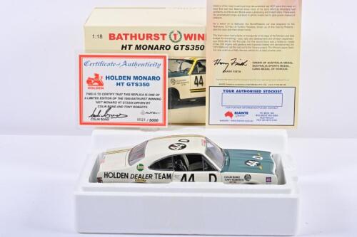 MONARO: A limited edition 1:18 scale Autoart Holden Monaro HT GTS 350 as race by Bond/Roberts in 1969 Bathurst winning, #44D, with signed COA by Bond numbered 649/5000, missing right rear view mirror, in fitted box (SALEROOM NOTICE)