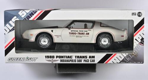 PONTIAC: A 1:18 scale GreenLight Pontiac Turbo-Trans Am Pace Car in 1980 Indianapolis 500, in fitted window box
