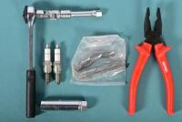 FERRARI F40: Very rare and extremely well presented Ferrari F40 Tool Kit & Agip Tyre Inflator (updated) - 10
