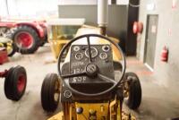 1970 MINNEAPOLIS-MOLINE/OLIVER G1050 TRACTOR WITH CABIN - 7