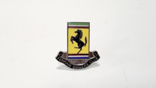 FERRARI OWNERS CLUB: A Ferrari owners club lapel badge, 2.5cm long