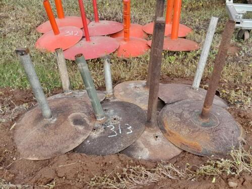 Eight tractor stands