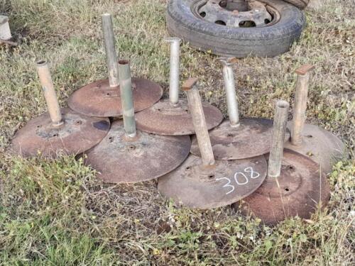 Eight tractor stands