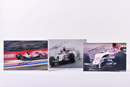 SALO: Three colour pictures of Mika Salo racing a BAR Honda at various Grand Prix's from 2004 and 2005. Mika Salo signatures