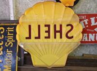 SHELL: An original circa 1960s/1970s Shell perspex illumination clam, some damage as per photos, 70cm high x 68cm wide - 2
