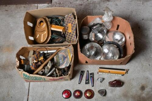 HOLDEN: A large collection of parts being mainly Holden in 3 boxes