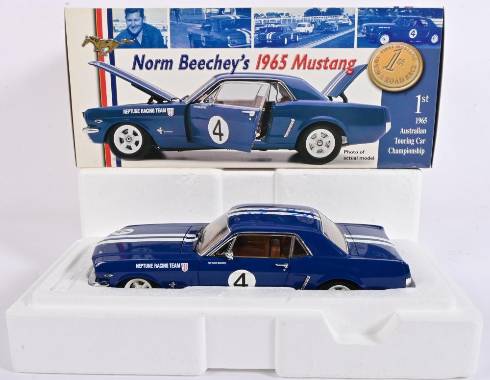 FORD: A limited edition (4000) 1:18 scale Classic Carlectables