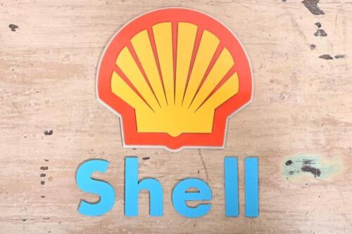 SHELL: A circa 1990s Shell Perspex logo and letters, the shell 25 x 26cm