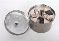 LUCAS: An early 1940s Lucas light bulb holder 8.5cm high, 9cm diameter - 3