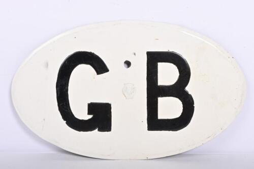 AA: A vintage pressed tin Great Britain GB plate by the AA, backgrond later resprayed, 18 x 30cm