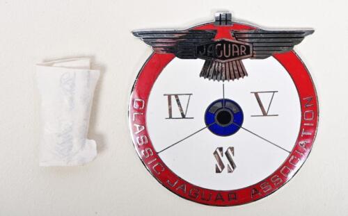 JAGUAR: A Jaguar SS, Mk IV and Mk V Classic Jaguar Association badge, enamelled chrome on brass, with mounting brackets and sealed in orginal packing, 8cm diameter