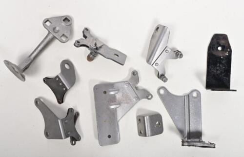 LUCAS/BOSCH: A group of Lucas and Bosch horn brackets and clamps, various sizes