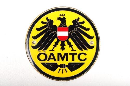 OAMTC: A 1960s Austrian &Atilde;&ndash;sterreichische Automobil Motorrad und Touring Club badge, enamelled brass, 8cm diameter
