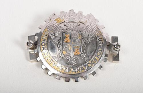 TOLEDO: A Spanish Automovil Club De Toledo nickle plated car club badge, with mounting bracket and screws, 8cm diameter