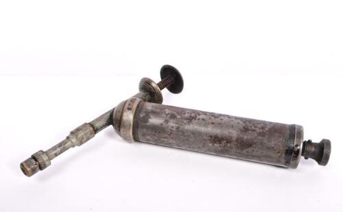 GREASE GUN: An Austrian STG grease gun, 26cm long