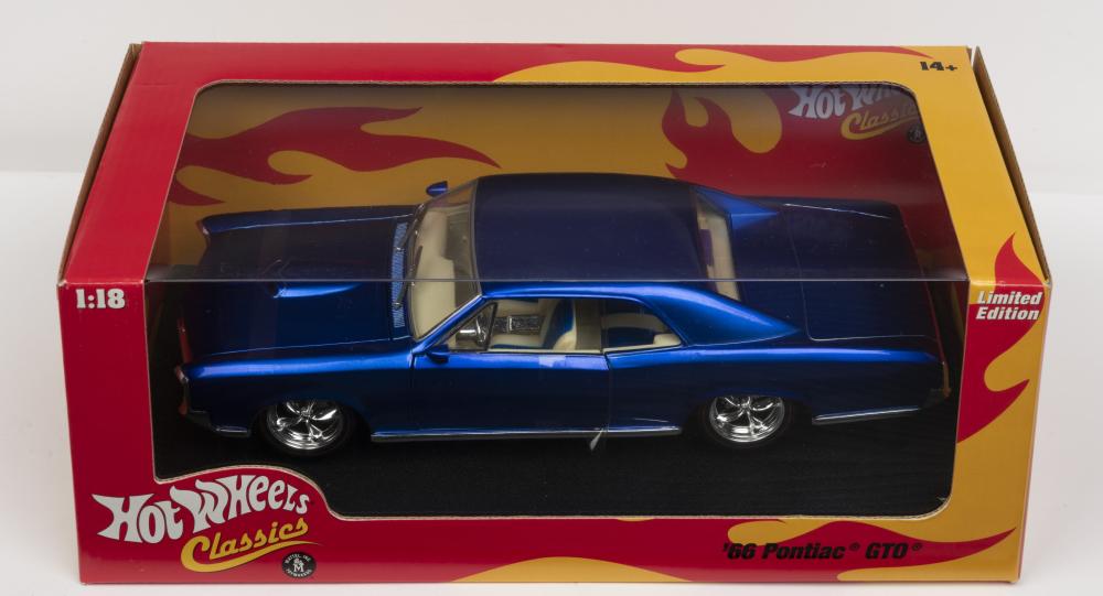 ミニカー1/18 箱あり 1966 PONTIAC GTO No.71 売れ筋ランキングも www