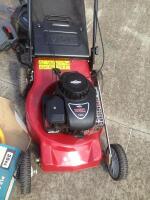 GARDEN A &lsquo;Briggs & Stratton&rsquo; 450 Series 148cc mower with catcher; a Ryobi 30cc (PLT-3043YW) line trimmer in box; together with two Ozito 3 in 1 vacuum/ blower/mulcher.&nbsp;&nbsp; - 3