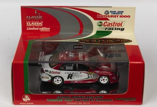 HOLDEN: A NOS 1:43 scale Classic Carlectables Holden VY Commodore Richards/Richards #11 2004 Bathurst "Castrol" die-cast model
