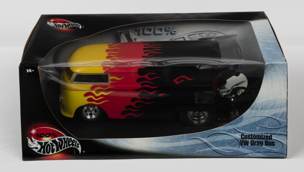 Hot wheels vw cheap drag bus 1 18