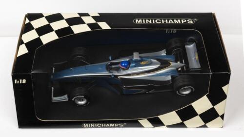BAR: A NOS 1:18 scale Minichamps Formula 1 BAR 01 Supertec 1999 Testcar J. Villeneuve die-cast model