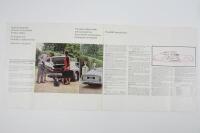 DB6: An original Aston Martin DB6 Saloon sales brochure. - 5