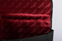 BENTLEY: A modern English made Bentley manual pouch in black leather - 5