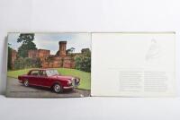 ROLLS ROYCE/ BENTLEY: A original Rolls Royce & Bentley sales brochure from 1966 with French text.&nbsp; - 2
