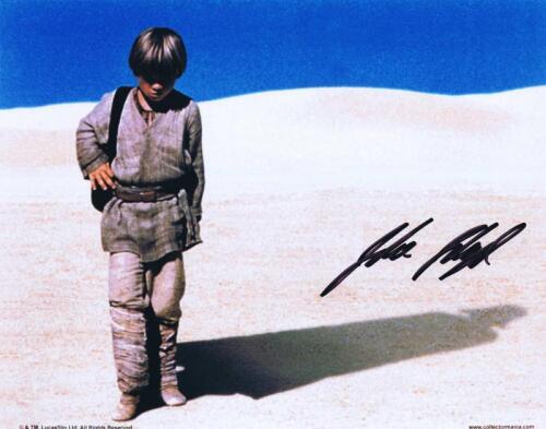 STAR WARS: A colour picture of young Anakin Skywalker autographed by Jake Lloyd with numbered COA