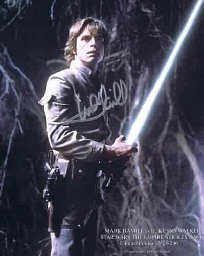 STAR WARS: A colour picture card of Mark Hamill as Luke Skywalker in Star Wars The Empire Strikes Back Numbered 122/200 Autographed by Mark Hamill