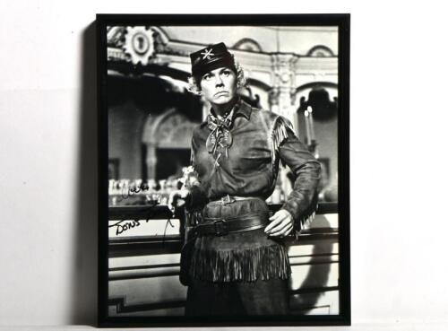 CALAMITY JANE: A black and white picture depicting Doris Day as Calamity Jane, autographed by Doris Day
