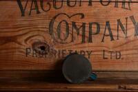 AMPOL: A cute little Ampol metal pouring tin with lid, 11cm high - 8