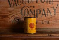 SHELL: A circa 1930s Australian 'Hi Pressure' 1 pound grease tin with embossed shell logo lid distributed by Morris Mcmahon & Co. - 5
