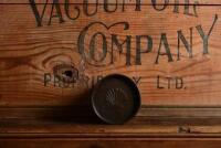 SHELL: A circa 1930s Australian 'Hi Pressure' 1 pound grease tin with embossed shell logo lid distributed by Morris Mcmahon & Co. - 6