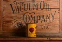 SHELL: A 1930s Australian"Shell Hi-Pressure Grease" one pound tin, printed to base "Dominion Can Melb" - 4