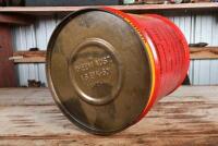 SHELL: A rare Australian circa 1930s "Shellite" four imperial gallon drum with embossed top and wooden grip in excellent condition - 10