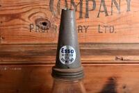 ESSO: A mid 20th century "ESSO" embossed one imperial pint oil bottle, with "Esso Motor Oil 20W/30" tin pourer and dust cover - 3